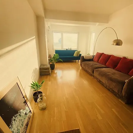 Lägenhet Leafy Cozy *